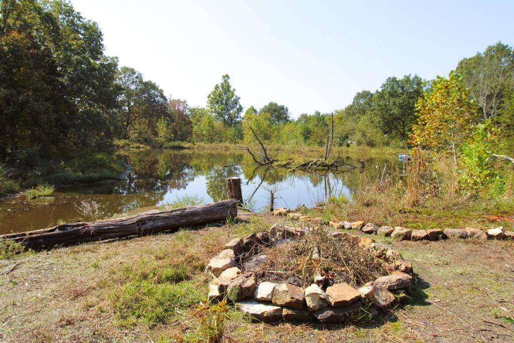 The Perch At Bluebird Estate Apartment Batesville Exterior photo